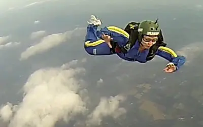 Photos: Alina Skydives With NO FEAR!