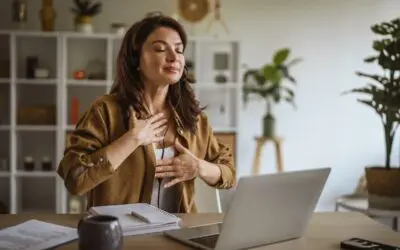 How Hypnosis Helps Working Moms Break the Overwhelm Cycle