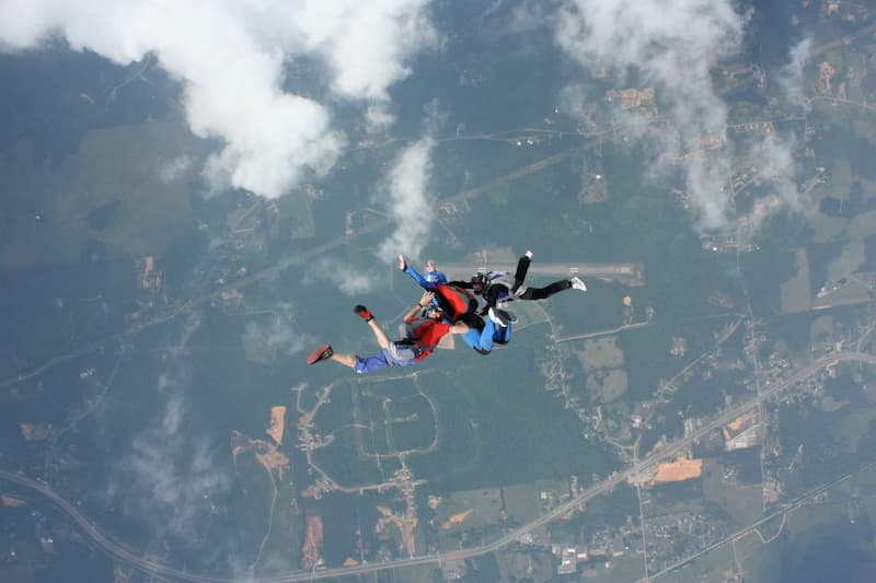 Alina Goes Skydiving With No Fear!